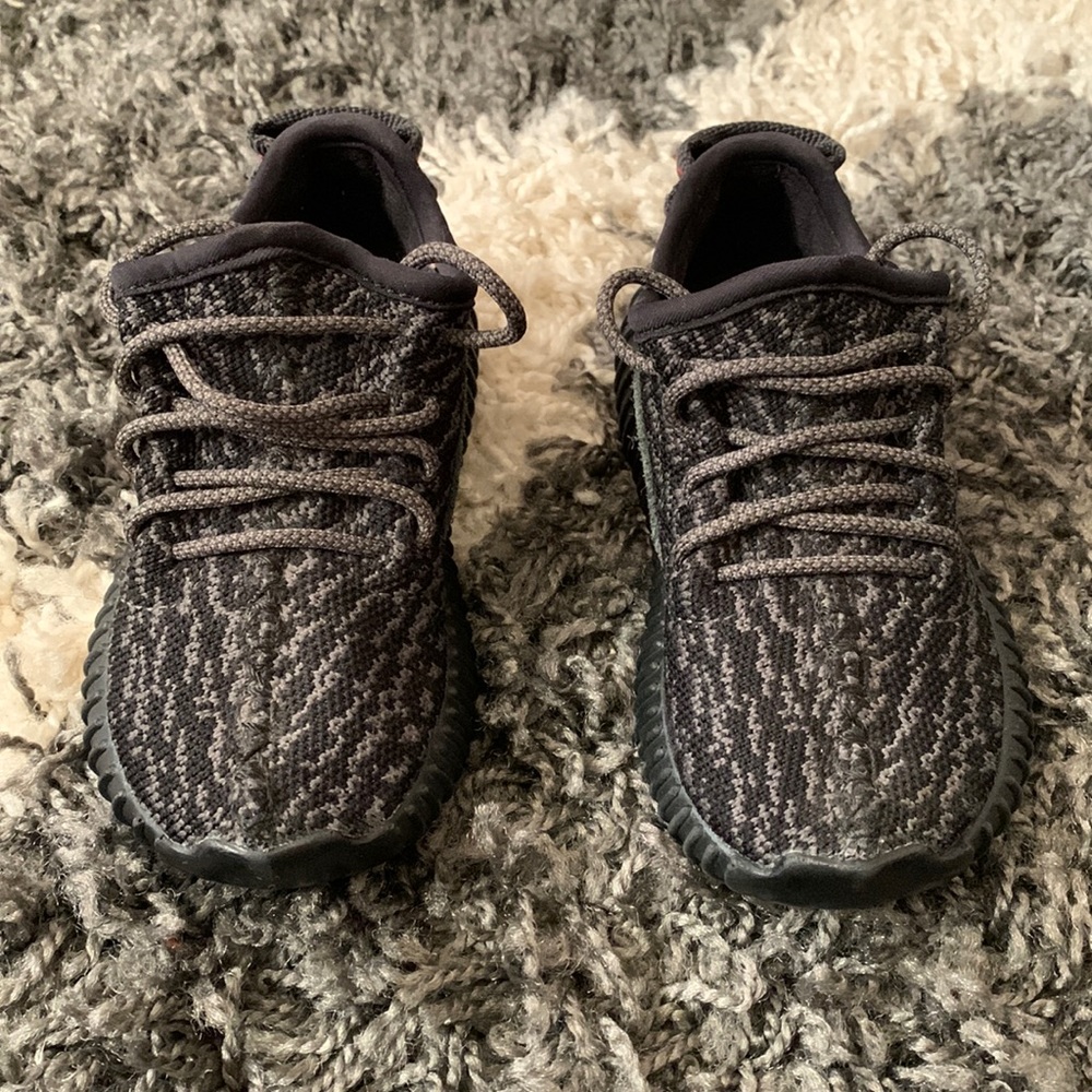 Yeezy Boost 350 Pirate Black